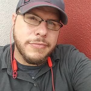 Meet your Posher, Chris